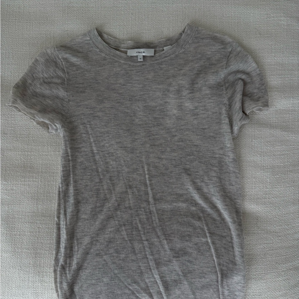 Vince 100% cashmere top